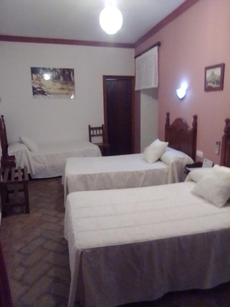 Hostal Comercio Carmona  Exterior foto